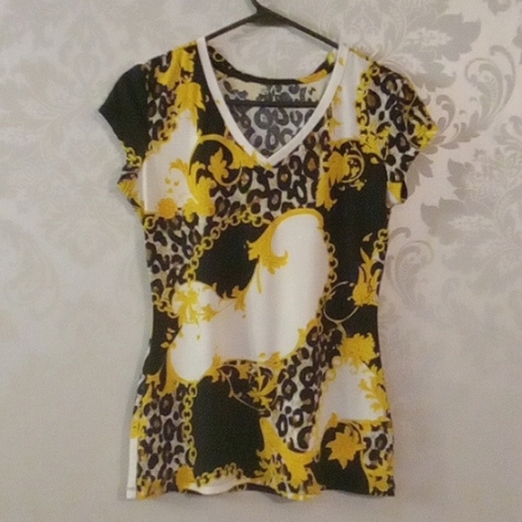 its fashion Tops - Women's It's Fashion Tee M